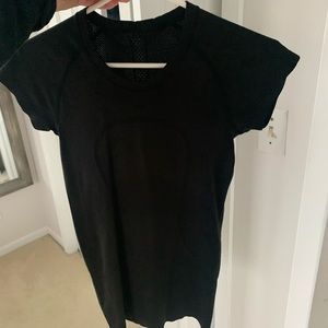 Lululemon T-shirt, high neck